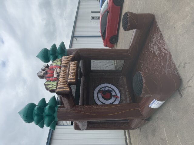 Lumberjack Axe Throwing Inflatable